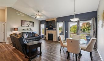 1216 Tuscany Dr SE, Altoona, IA 50009