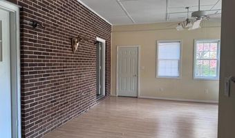 1003 Robinwood Rd, Aberdeen, NC 28315