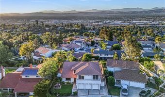 5215 E Rolling Hills Dr, Anaheim, CA 92807