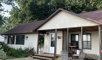 14734 Highway 35, Ferryville, WI 54628