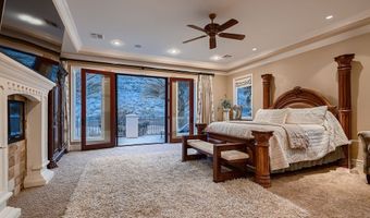 2845 Red Arrow Dr, Las Vegas, NV 89135