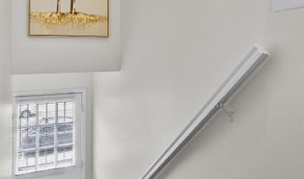 64 ISABELLA Ave 2, Bayonne, NJ 07002