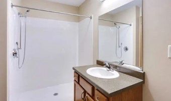 3524 Deer Lakes Dr, Amherst, NY 14228