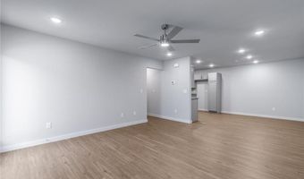 6300 NW Kathleen St, Bentonville, AR 72713