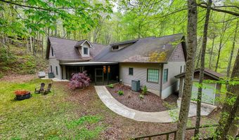 26 Seminole Dr, Whittier, NC 28789