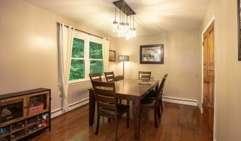 52 Glenwood Mt Rd, Alloway, NJ 07461