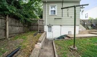 3223 STRICKLAND St, Baltimore, MD 21229