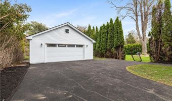 540 Middle Hwy, Barrington, RI 02806