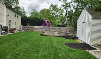 155 Hatchery Rd, North Kingstown, RI 02852