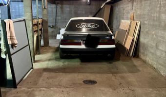 503 Benton Ave W, Albia, IA 52544