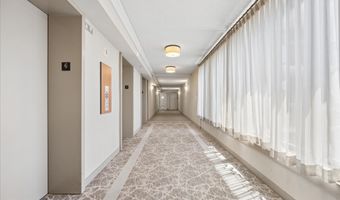 7401 WESTLAKE Ter 607, Bethesda, MD 20817