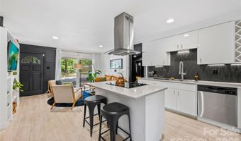 4508 Ivanhoe Pl, Charlotte, NC 28205