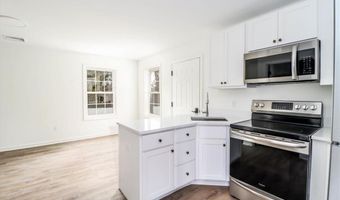 80 South St 203, Bethel, CT 06801