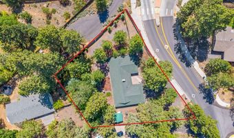 61176 Larkwood Dr, Bend, OR 97702