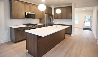 5 W Golfwood Rd, Beverly Shores, IN 46301