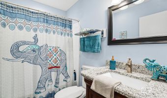 14230 S Wintzell Ave, Bayou La Batre, AL 36509