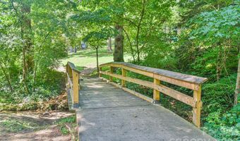 64 Arthur Rd, Asheville, NC 28806
