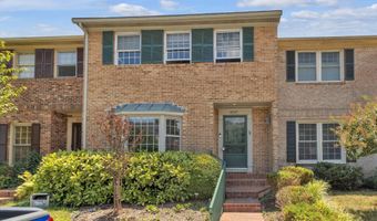 8247 CLIFTON FARM Ct, Alexandria, VA 22306