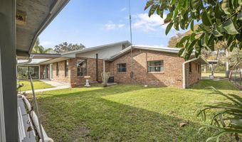 1511 Riveredge Ct, Astor, FL 32102