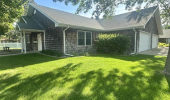 1307 N Dakota St, Aberdeen, SD 57401