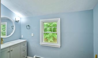 48 Central St, Auburn, MA 01501