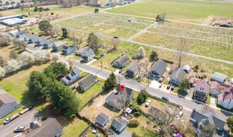 235 W 10 St, Laurel, DE 19956