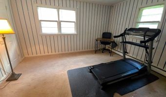 17 Youngs Rd, Andover, NJ 07860