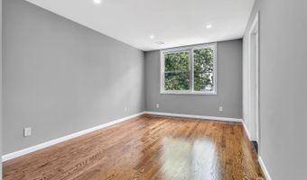 65 Bayview St, Aberdeen, NJ 07721
