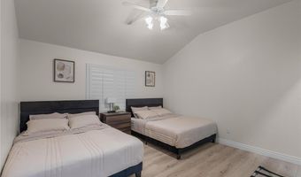 7471 Darby Ave, Las Vegas, NV 89117