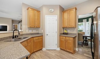 1007 Copper Ridge Ct, Apex, NC 27502