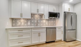 5019 FLEMING Dr, Annandale, VA 22003