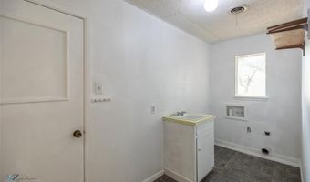 2138 Brook Hollow Dr, Abilene, TX 79605