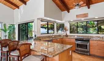 166 Heleuma Pl, Kihei, HI 96753