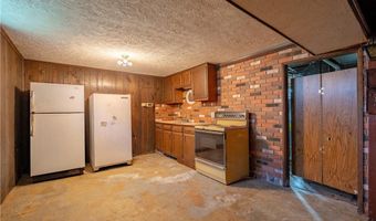 121 Florence Ave, Alliance, OH 44601