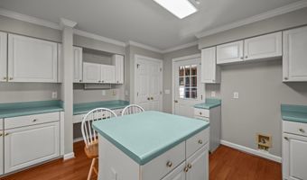 2003 Chedington Dr, Apex, NC 27502