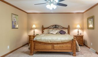 1501 S Weimar St, Appleton, WI 54915