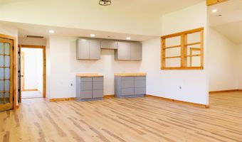 1392 Sugarloaf Rd, Amity, AR 71921