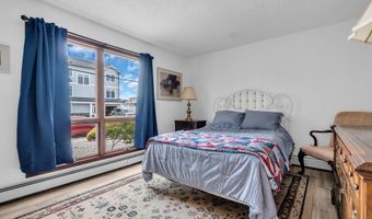259 Cypress Dr, Bayville, NJ 08721