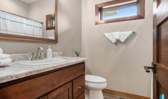 48191 Three River Cir, Brandon, SD 57005