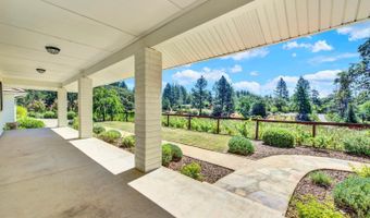 875 White Cottage Rd N, Angwin, CA 94508