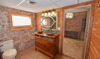 1009 Main St N, Abbeville, SC 29620