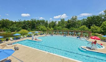 25066 CROXLEY GREEN Sq, Aldie, VA 20105