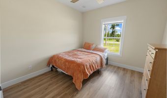 70 Blueberry St, Baxley, GA 31513