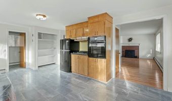 1000 Kenduskeag Ave, Bangor, ME 04401