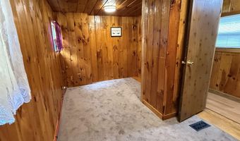 9 Village Dr, Brattleboro, VT 05301
