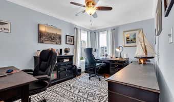 21 W Magnolia Ave, Beach Haven, NJ 08008
