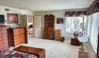 40019 Village 40, Camarillo, CA 93012
