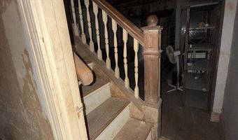 2422 E FEDERAL St, Baltimore, MD 21213