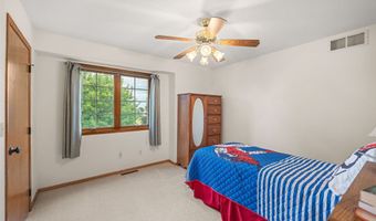 8065 NE 25th Ave, Altoona, IA 50009
