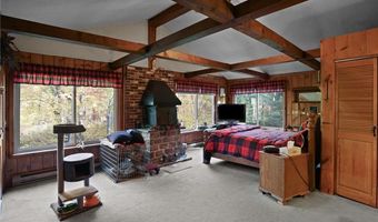 550 Twin Brook Ln, Coventry, RI 02816